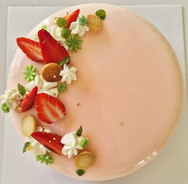 Entremets Vanille & Fraise